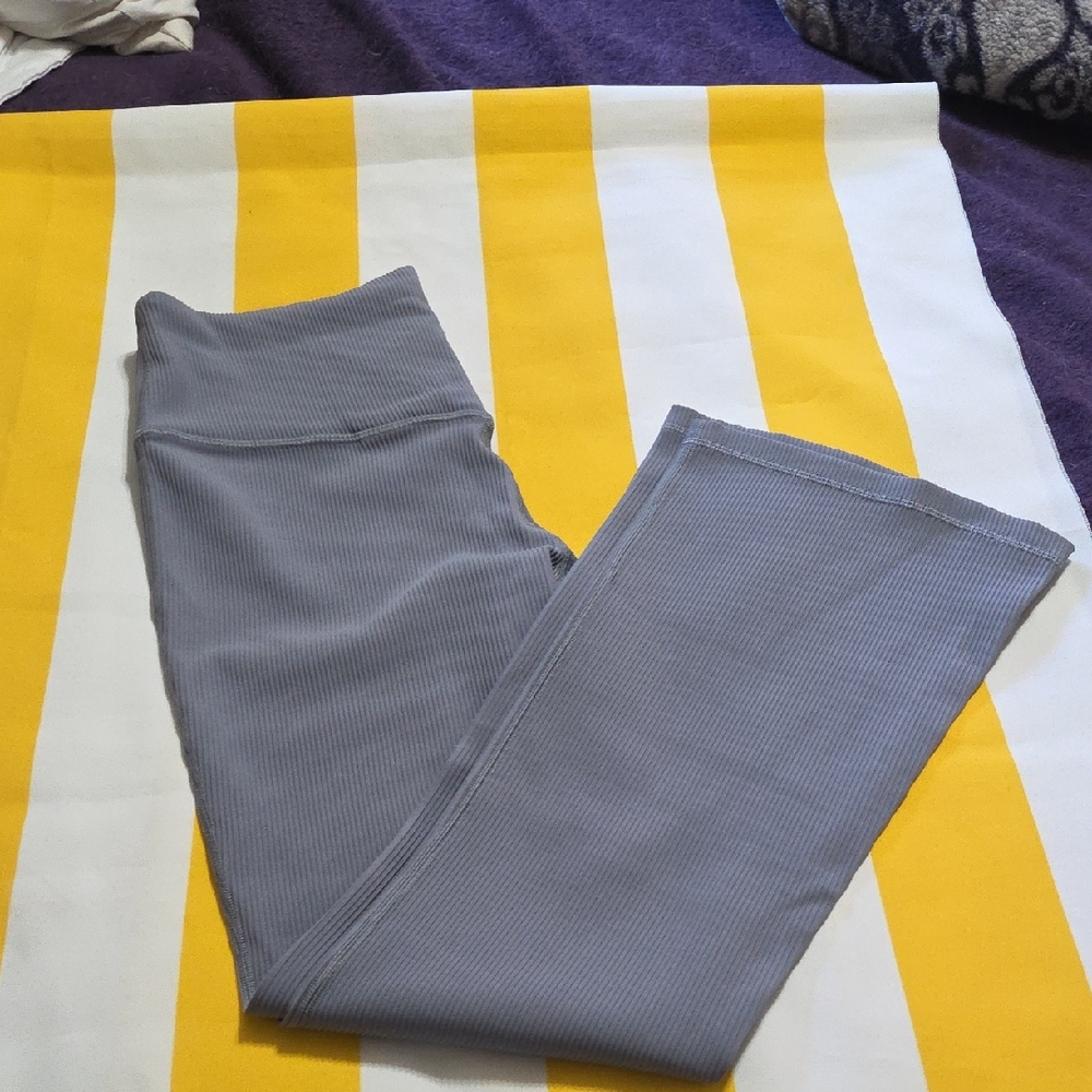 Athleta Elation Rib Crop Flare Leggings — Cool Gray Large TALL